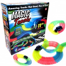 Гоночный трек Magic Tracks 220 деталей Гоночный трек Magic Tracks 220 деталей